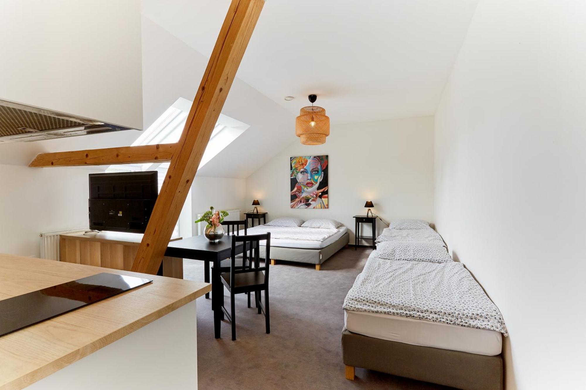 Bilichov Hotel ภายนอก รูปภาพ