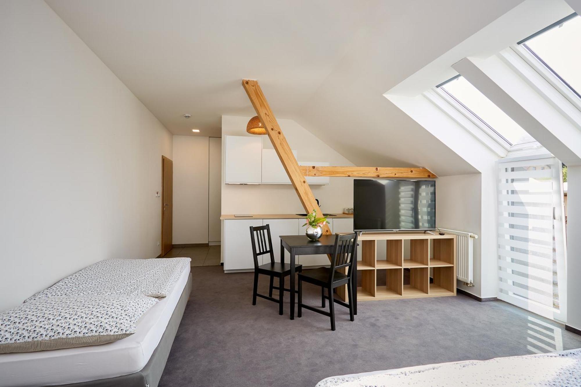 Bilichov Hotel ภายนอก รูปภาพ