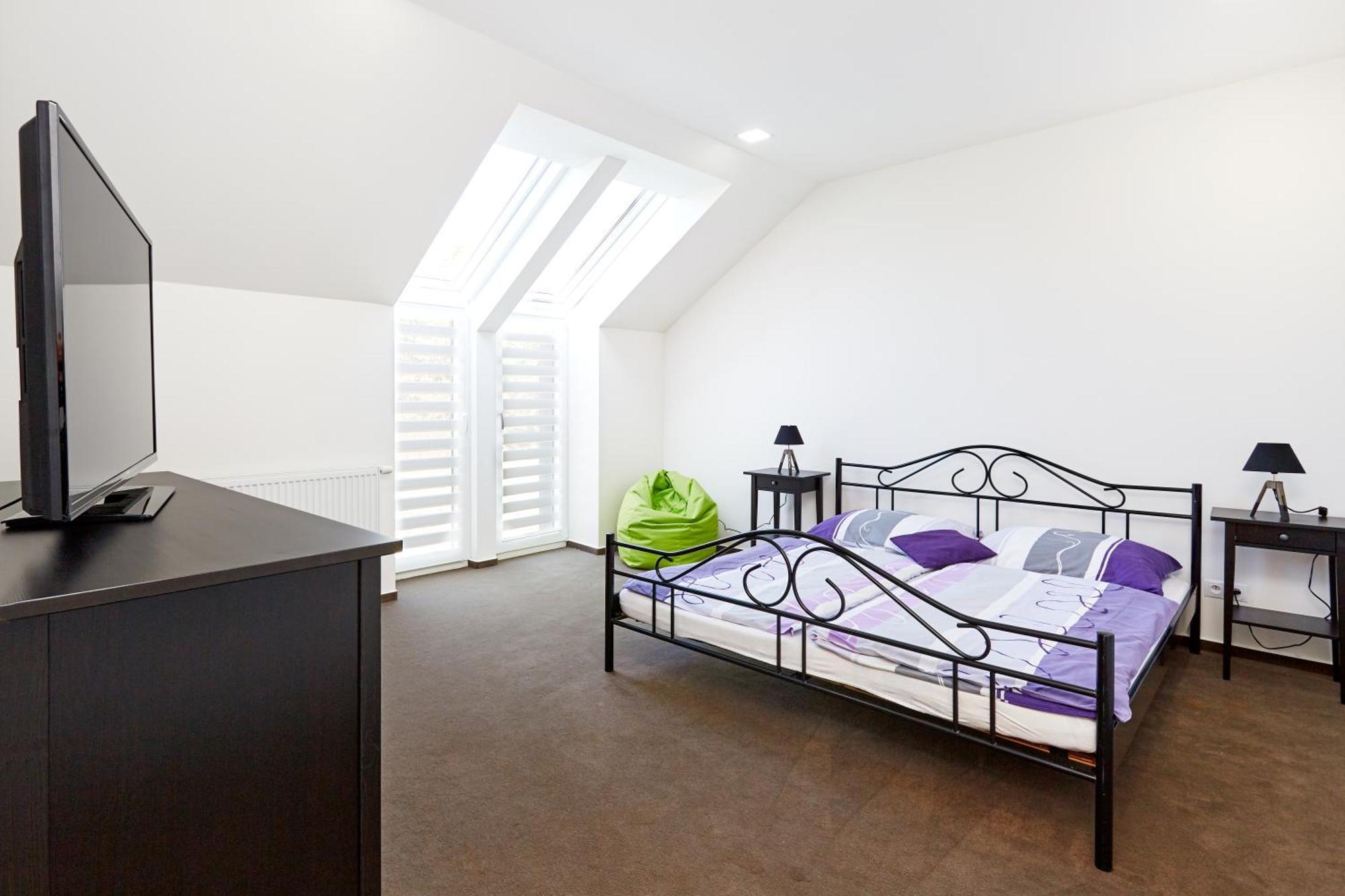 Bilichov Hotel ภายนอก รูปภาพ