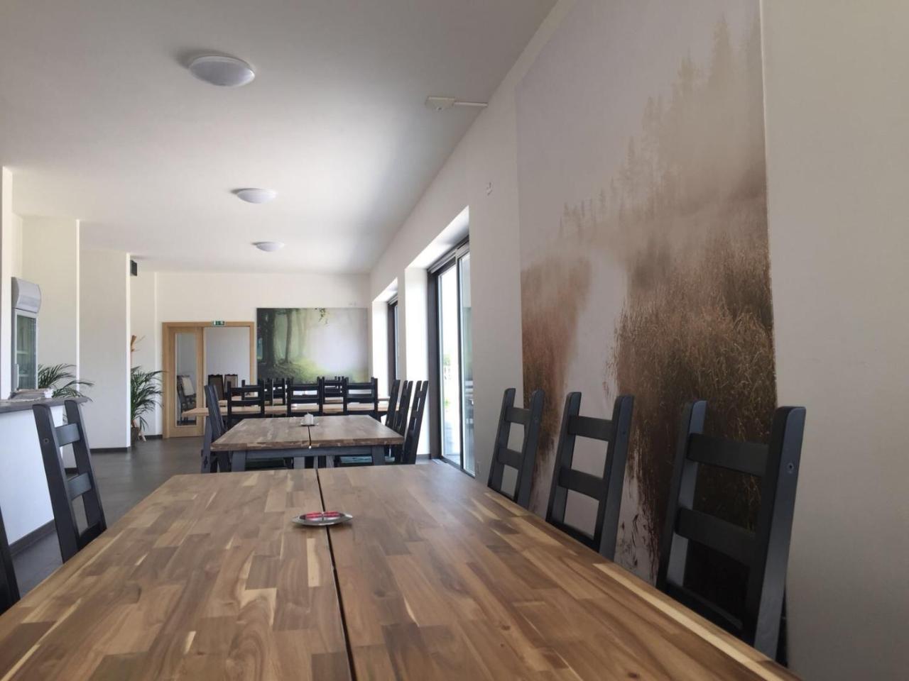 Bilichov Hotel ภายนอก รูปภาพ