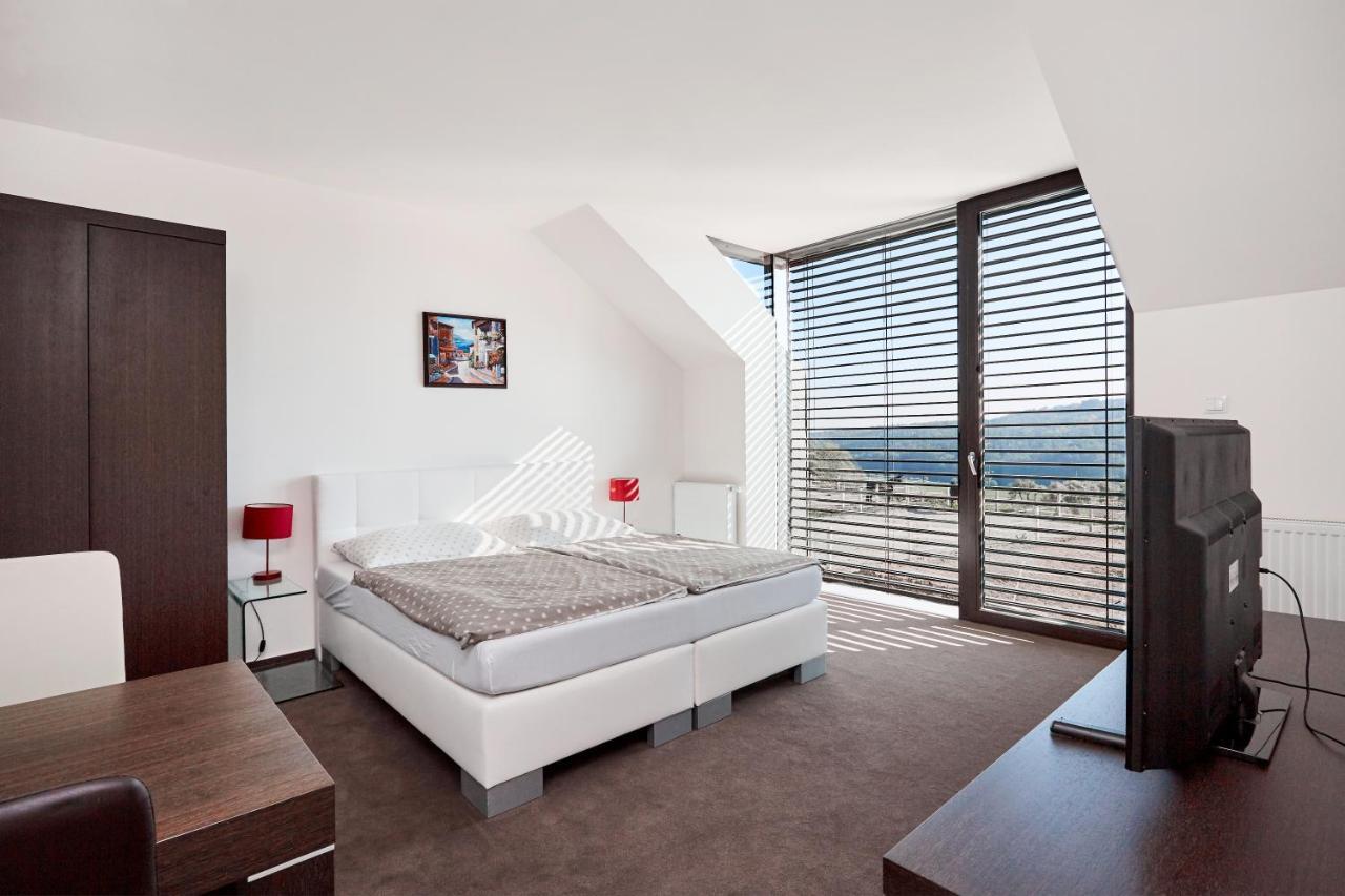 Bilichov Hotel ภายนอก รูปภาพ