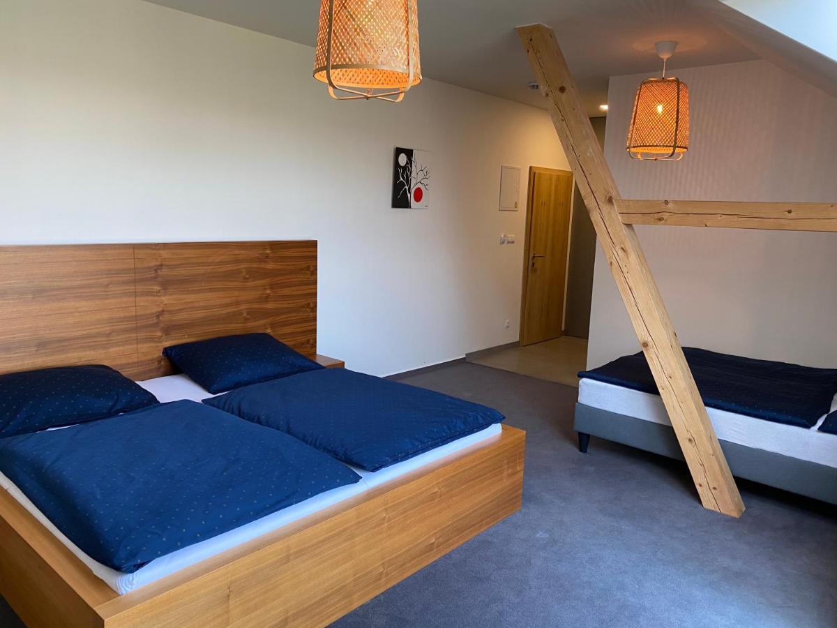 Bilichov Hotel ภายนอก รูปภาพ
